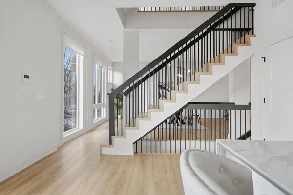 $975,000 | 4200 West Belmont Avenue, Chicago, IL 60641