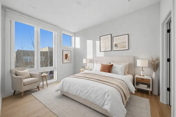 $975,000 | 4200 West Belmont Avenue, Chicago, IL 60641