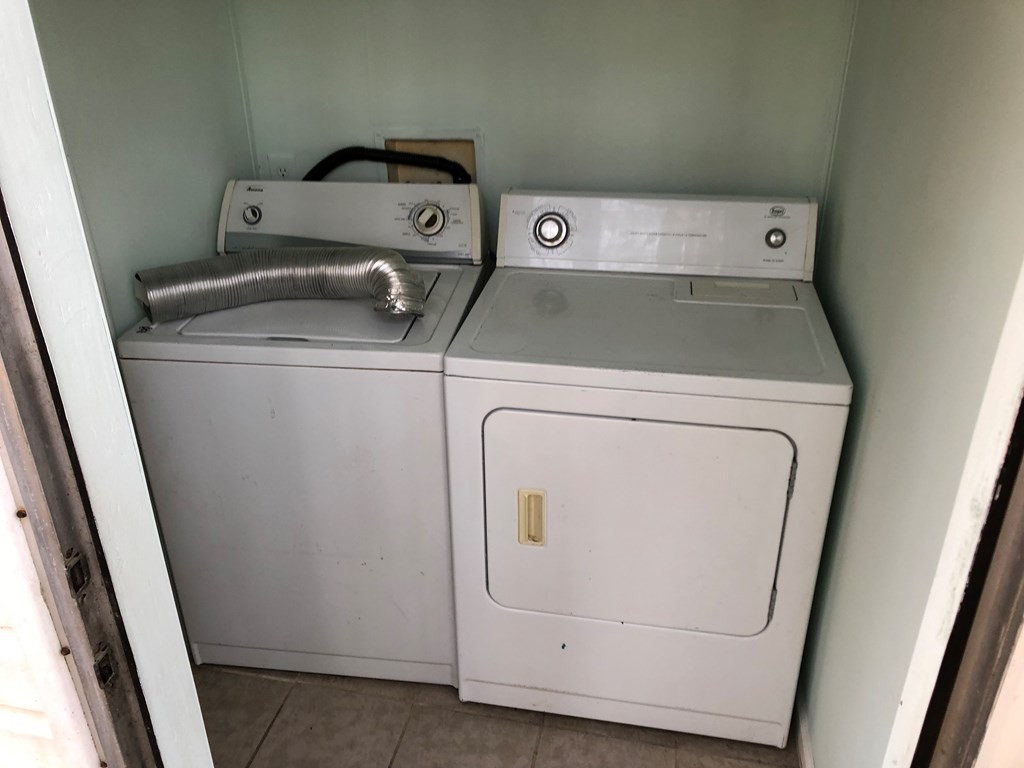 1276 Miles Road Harlem, GA 30814 - Photo 8 of 10 Laundry