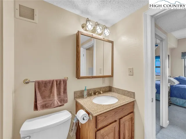 $239,000 | 303 Sugar Top Drive, Unit 2712, Sugar Mountain, NC 28604