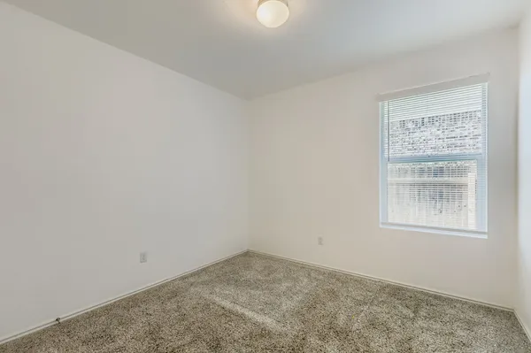 $2,175 | 128 Concho Brook Bend, Georgetown, TX 78626