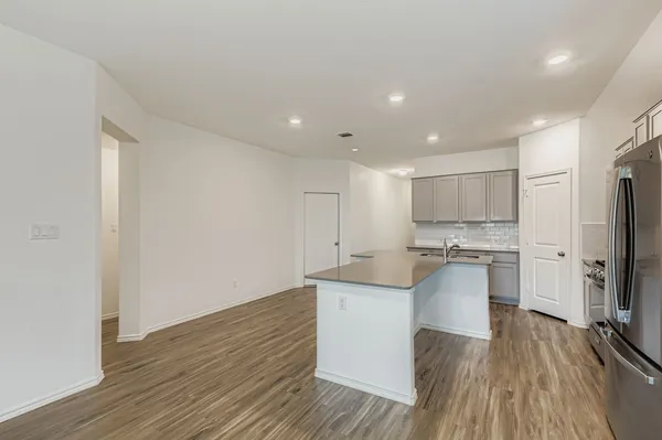 $2,175 | 128 Concho Brook Bend, Georgetown, TX 78626