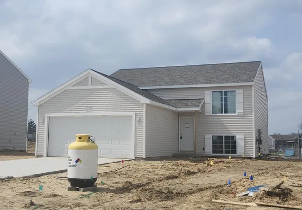 $319,900 | 59018 Swenson Street, Mattawan, MI 49071