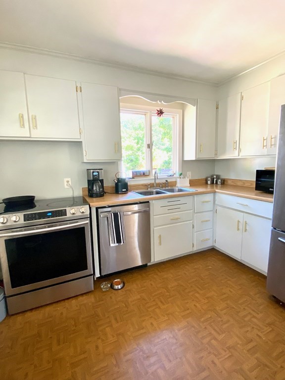 82 Bigelow Road Lancaster, MA 01523 - Photo 8 of 28