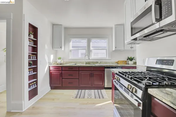 $725,000 | 5718 Adeline Street, Oakland, CA 94608