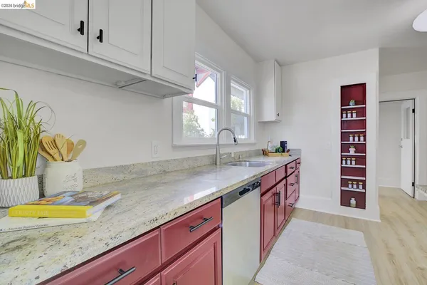 $725,000 | 5718 Adeline Street, Oakland, CA 94608