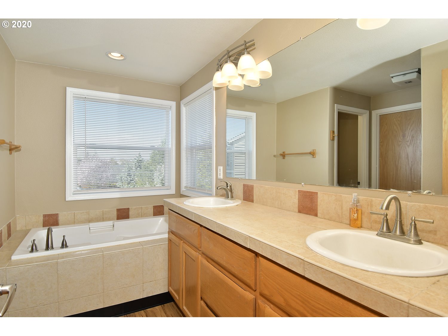 1912 North Falcon Drive Ridgefield, WA 98642 - Photo 14 of 23 Gallery Image 14