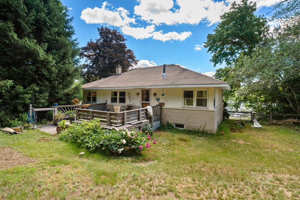 10 Hopkinton Road Upton, MA 01568 - Photo 27 of 31