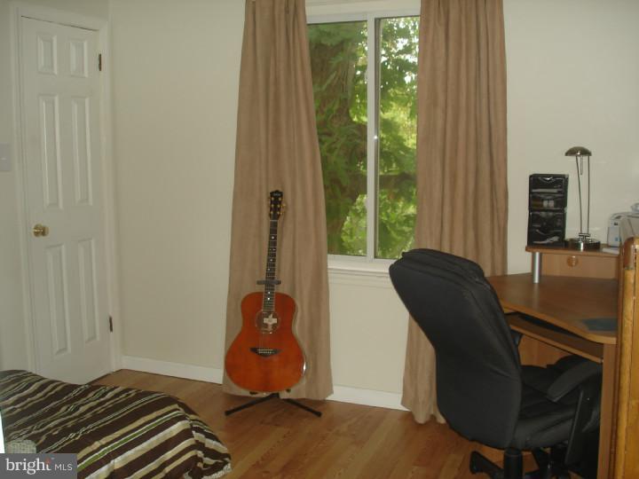 8 Flury Lane Clementon, NJ 08021 - Photo 12 of 19 Bedroom