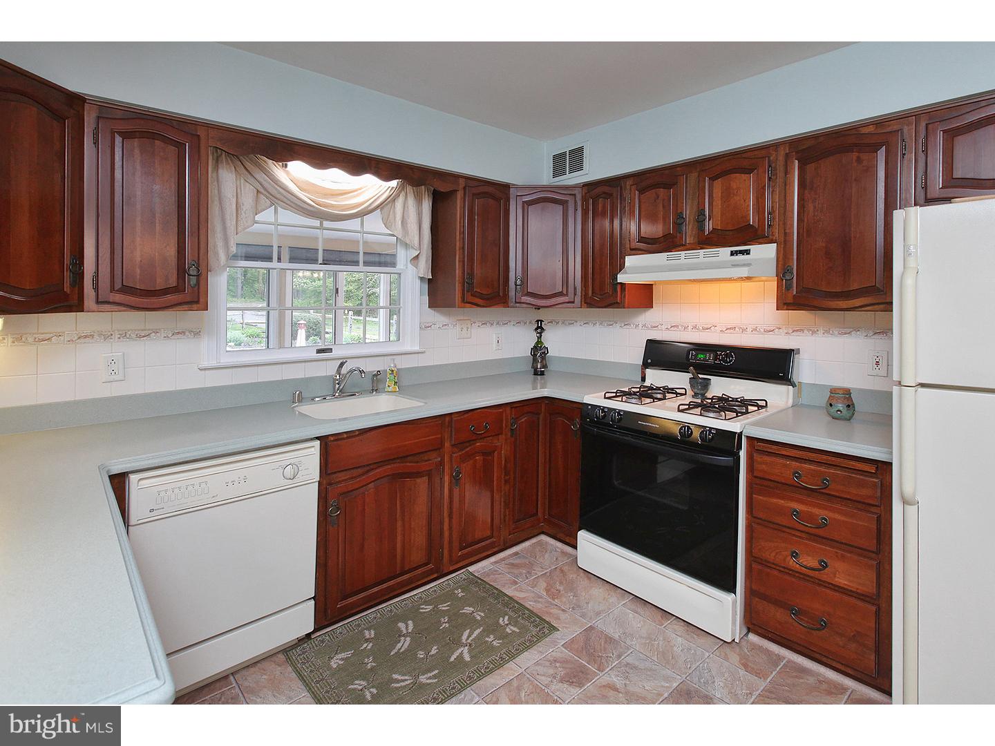 107 Sherwin Road Mullica Hill, NJ 08062 - Photo 12 of 24 Gallery Image 12