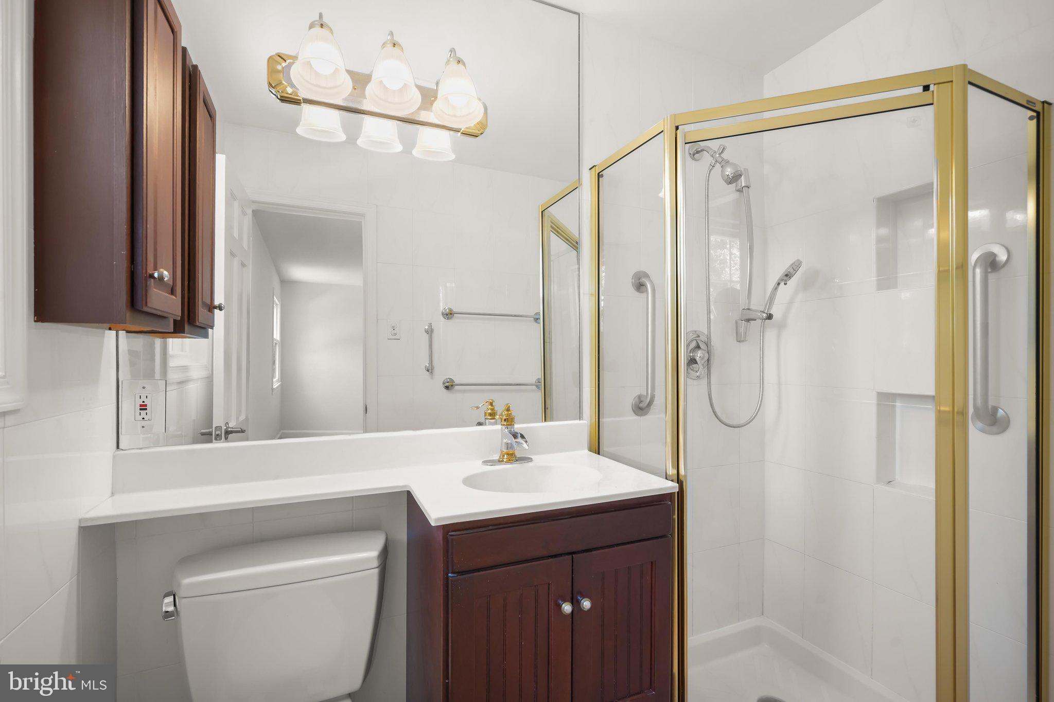 7109 Radnor Road Bethesda, MD 20817 - Photo 23 of 51 7109 Radnor Rd 034