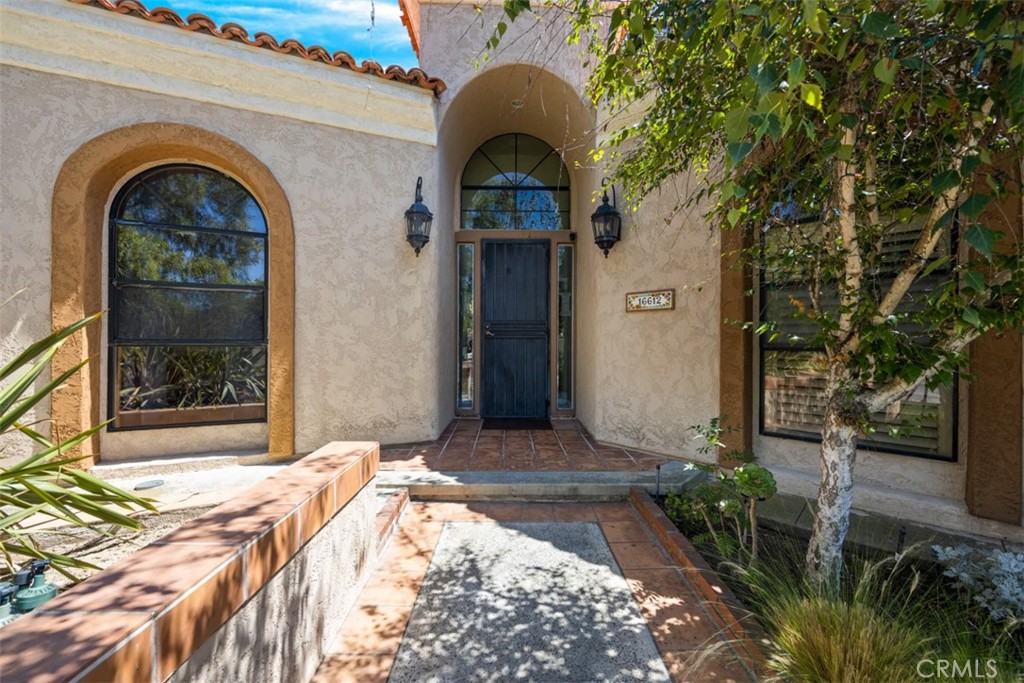 Welcome to 16612 Graham Pl!