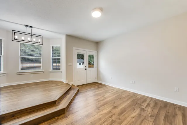 $299,999 | 3005 Lillie Street, Crestview, FL 32539