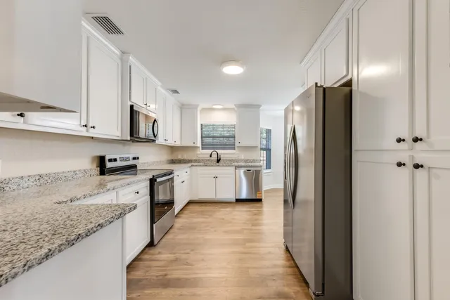 $299,999 | 3005 Lillie Street, Crestview, FL 32539