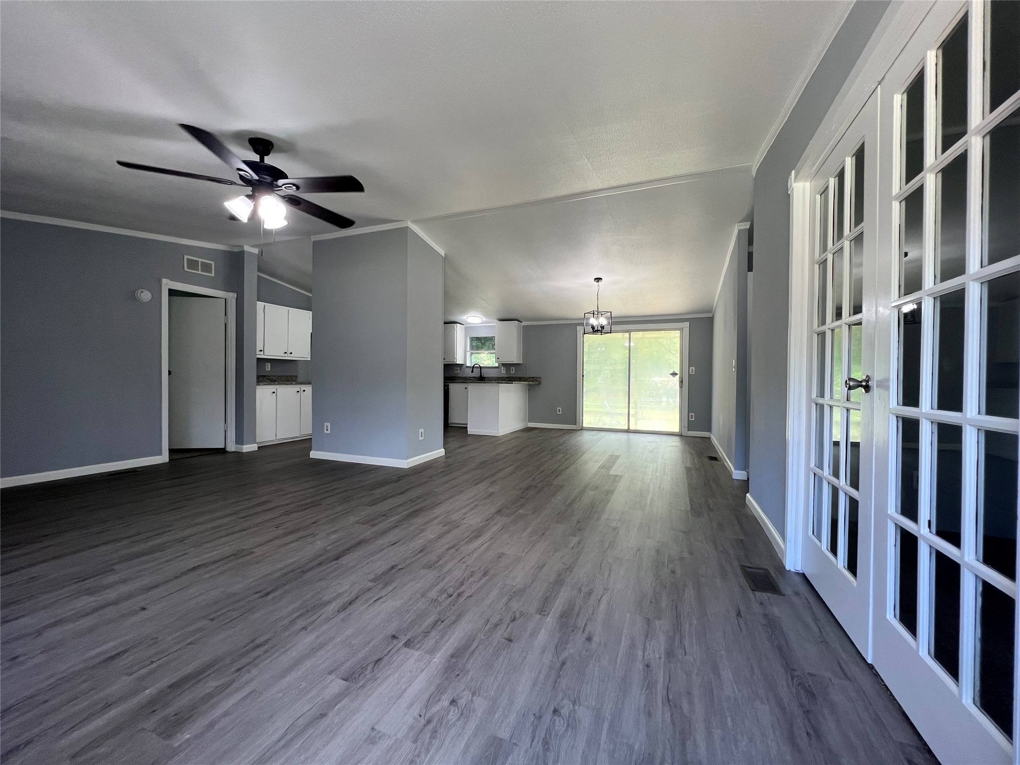 16297 Lone Star Ranch Drive Conroe, TX 77302 - Photo 3 of 25