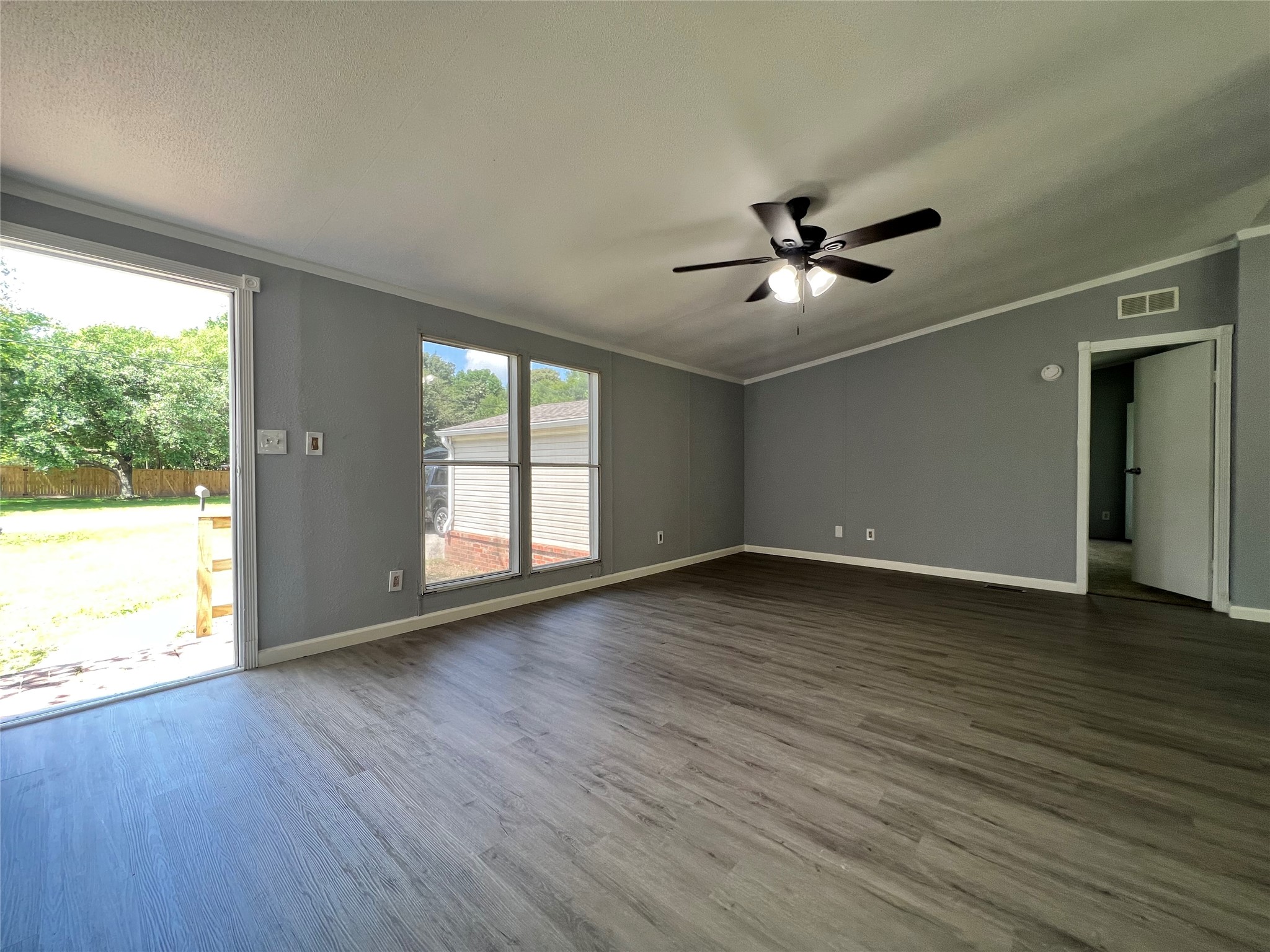 16297 Lone Star Ranch Drive Conroe, TX 77302 - Photo 4 of 25