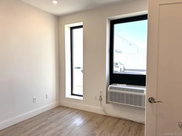 $3,695 | 362 West Merrick Road, Unit 101, Valley Stream, NY 11580