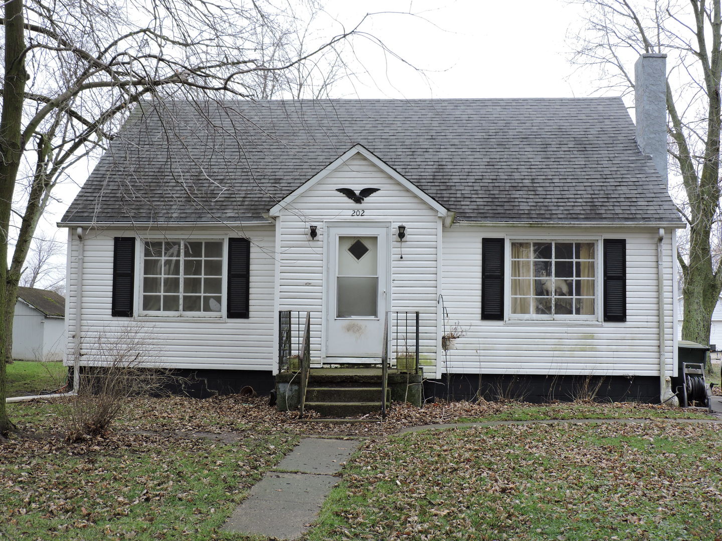 202 South Front Street Danforth, IL 60930 - Photo 1 of 7
