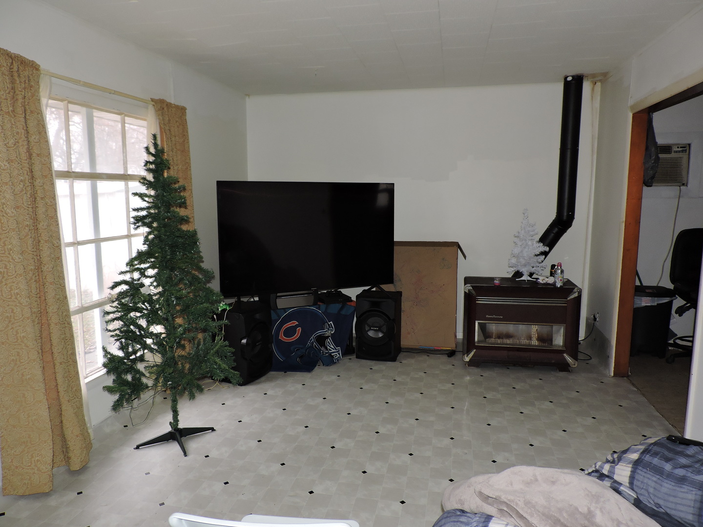 202 South Front Street Danforth, IL 60930 - Photo 7 of 7