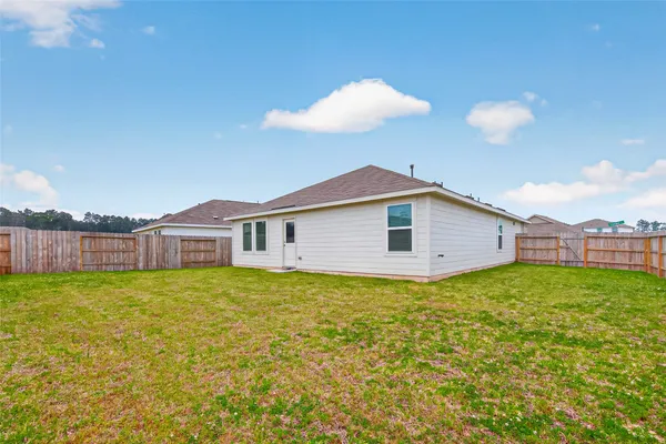 $2,000 | 10720 Ellerston Road, Cleveland, TX 77327