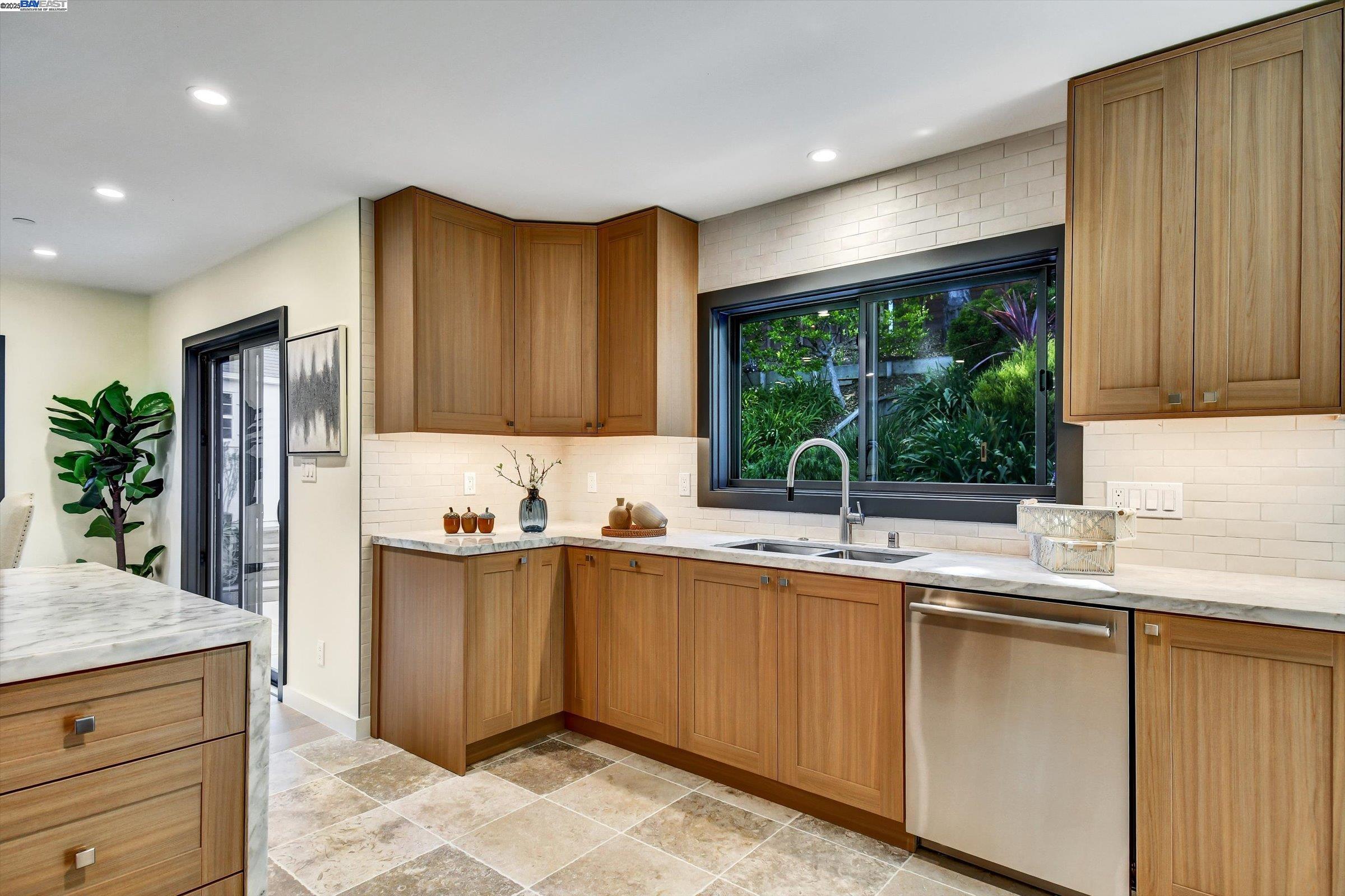 148 Auburn Street San Rafael, CA 94901 - Photo 15 of 42