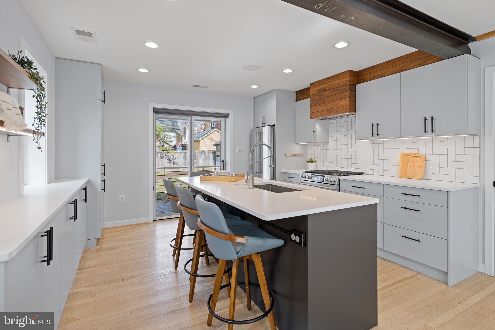 4006 Nicholson Street Hyattsville, MD 20782 - Photo 8 of 40