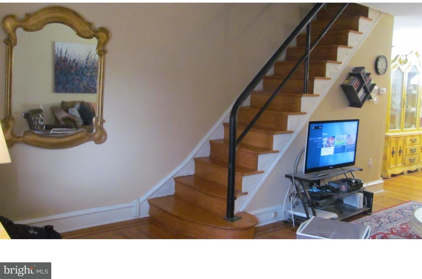 4409 Sherwood Road Philadelphia, PA 19131 - Photo 7 of 11 Gallery Image 7