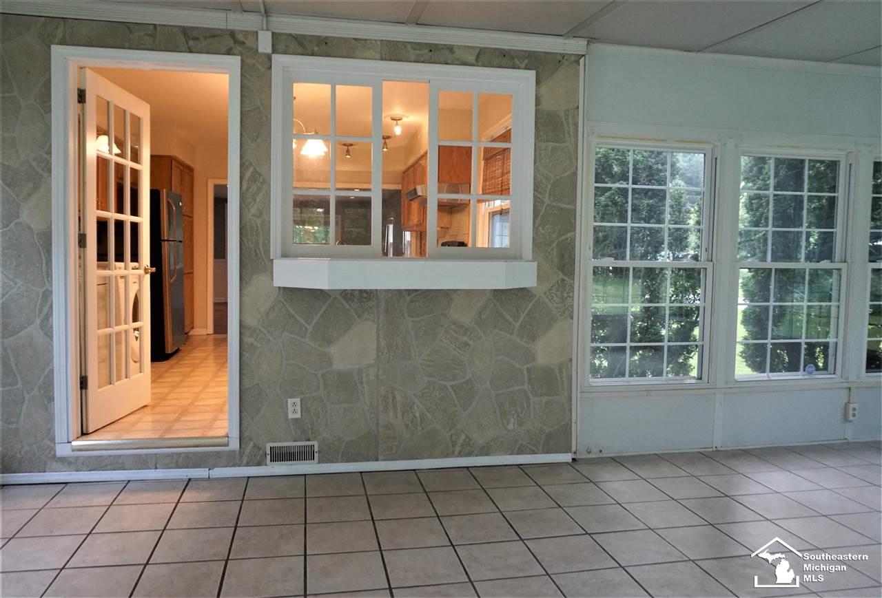 8440 Adler Road Lambertville, MI 48144 - Photo 25 of 39 50050032-24.JPG
