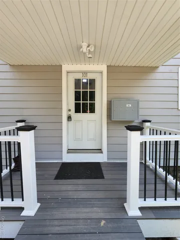 $1,400 | 101 Main Street, Unit 1, Brewster, NY 10509