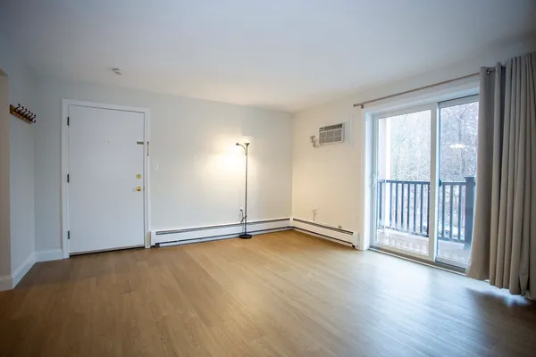 $2,600 | 5 Washington Street, Unit C9, Reading, MA 01867