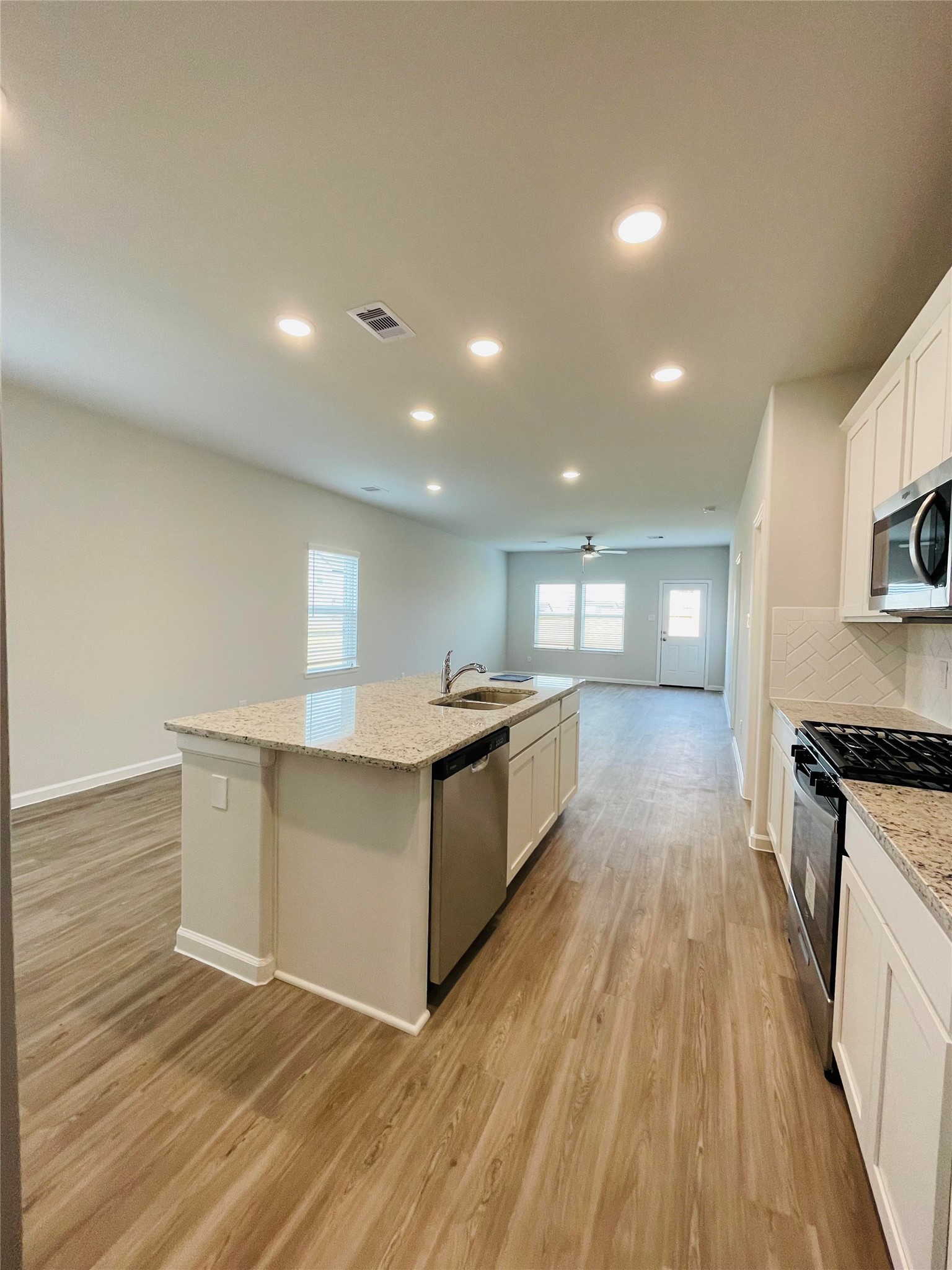 5830 Fresh View Court Katy, TX 77493 - Photo 9 of 12