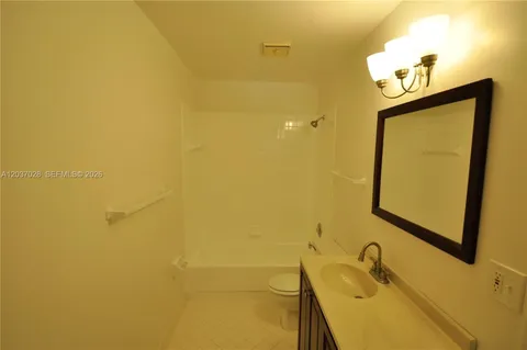 $175,000 | 3473 Northwest 44th Street, Unit 103, Oakland Park, FL 33309