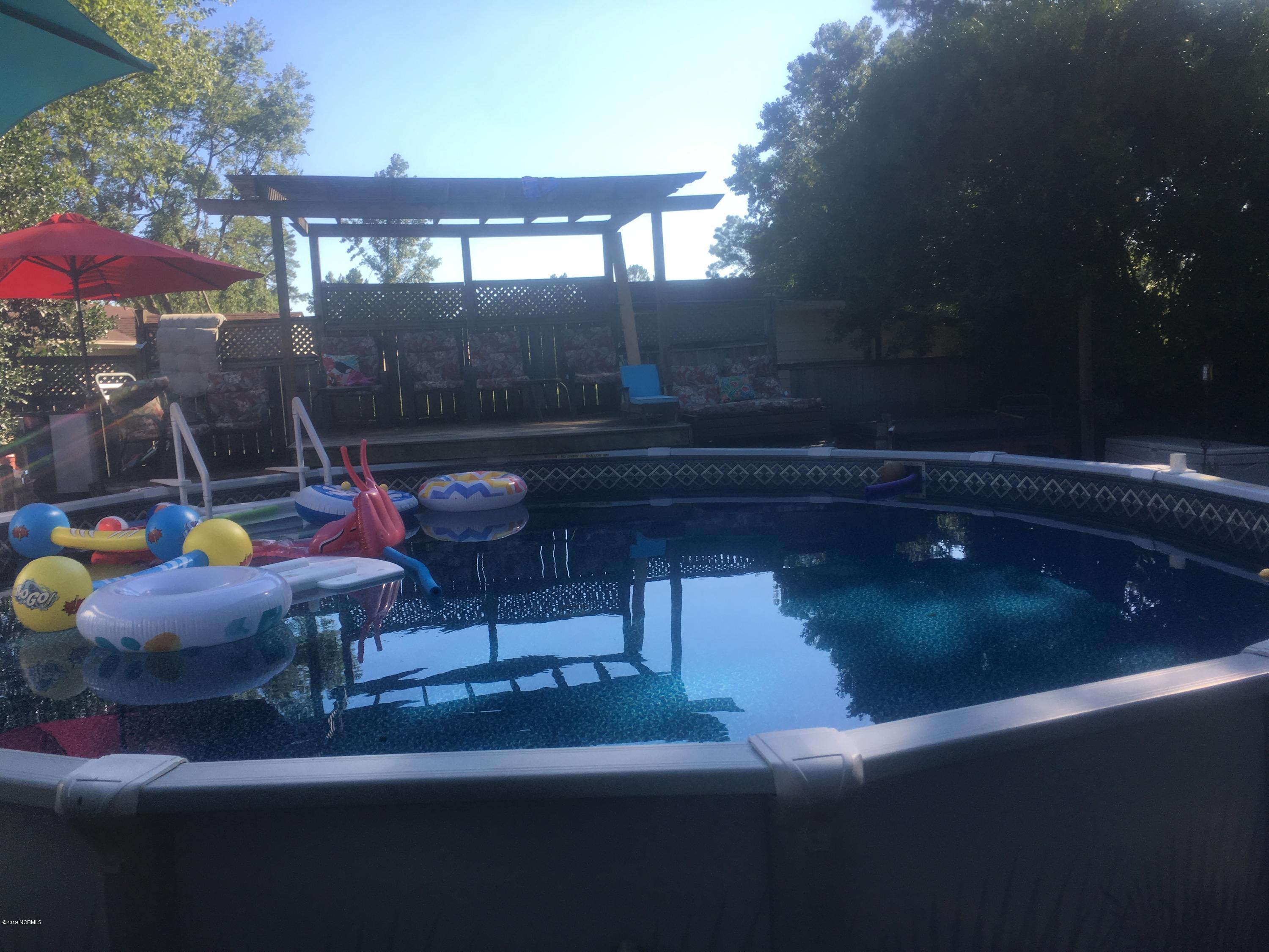 121 Shipman Road Havelock, NC 28532 - Photo 22 of 22 24' Round Pool