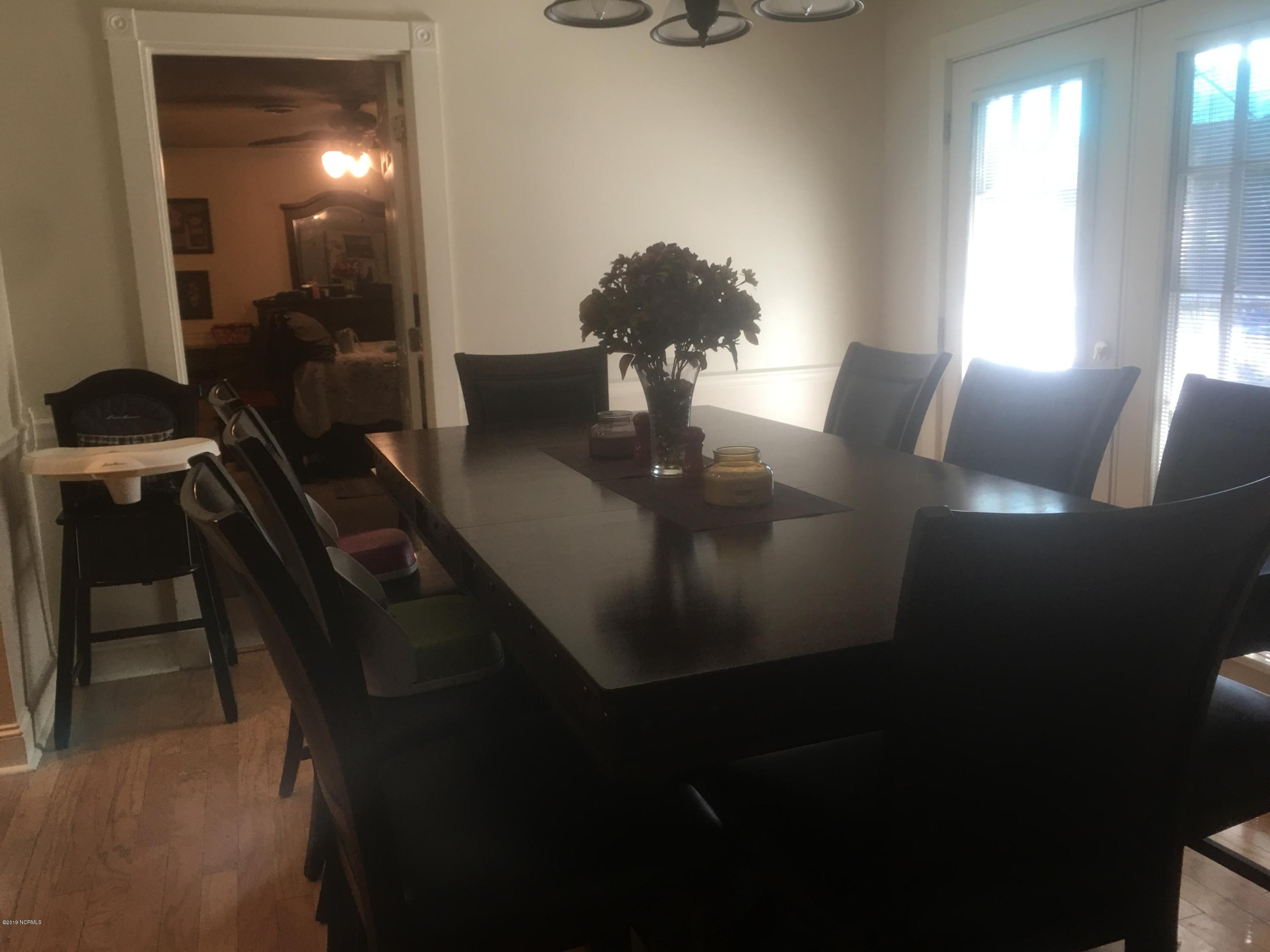 121 Shipman Road Havelock, NC 28532 - Photo 9 of 22 Dining Room