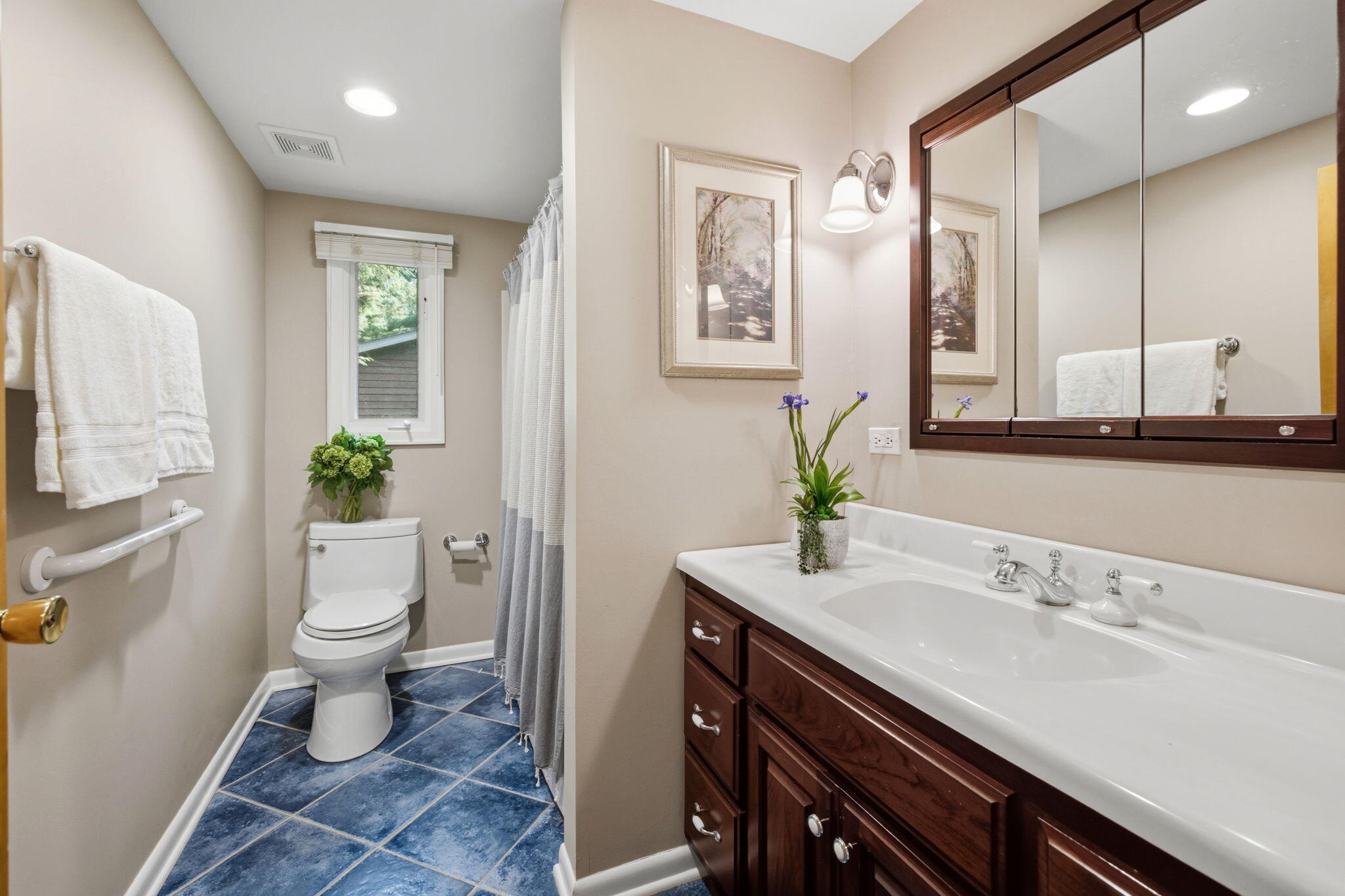 12150 Dunes Road Sawyer, MI 49125 - Photo 32 of 83 Bathroom 2
