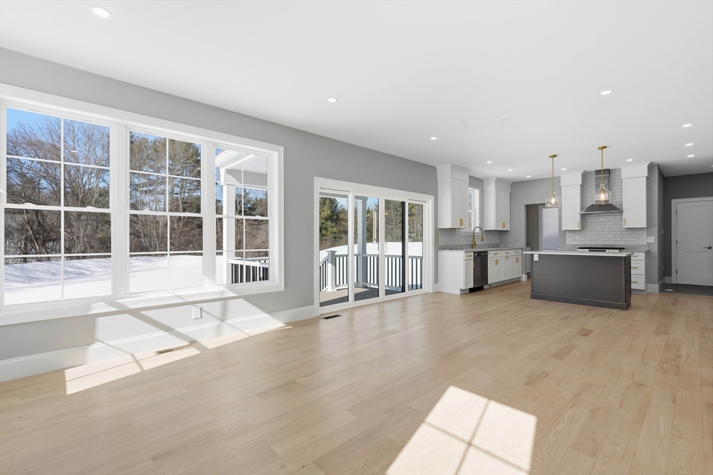 66 Parish Road, Unit 4R Georgetown, MA 01922 - Photo 16 of 42