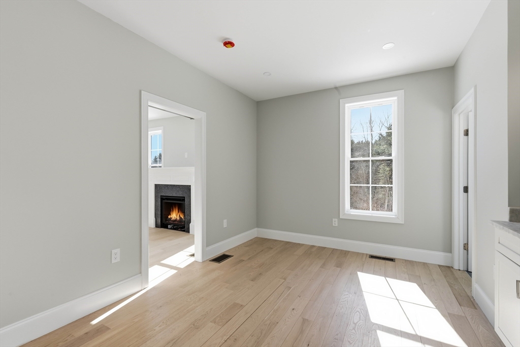 66 Parish Road, Unit 4R Georgetown, MA 01922 - Photo 22 of 42