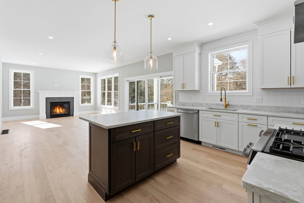 66 Parish Road, Unit 4R Georgetown, MA 01922 - Photo 10 of 42