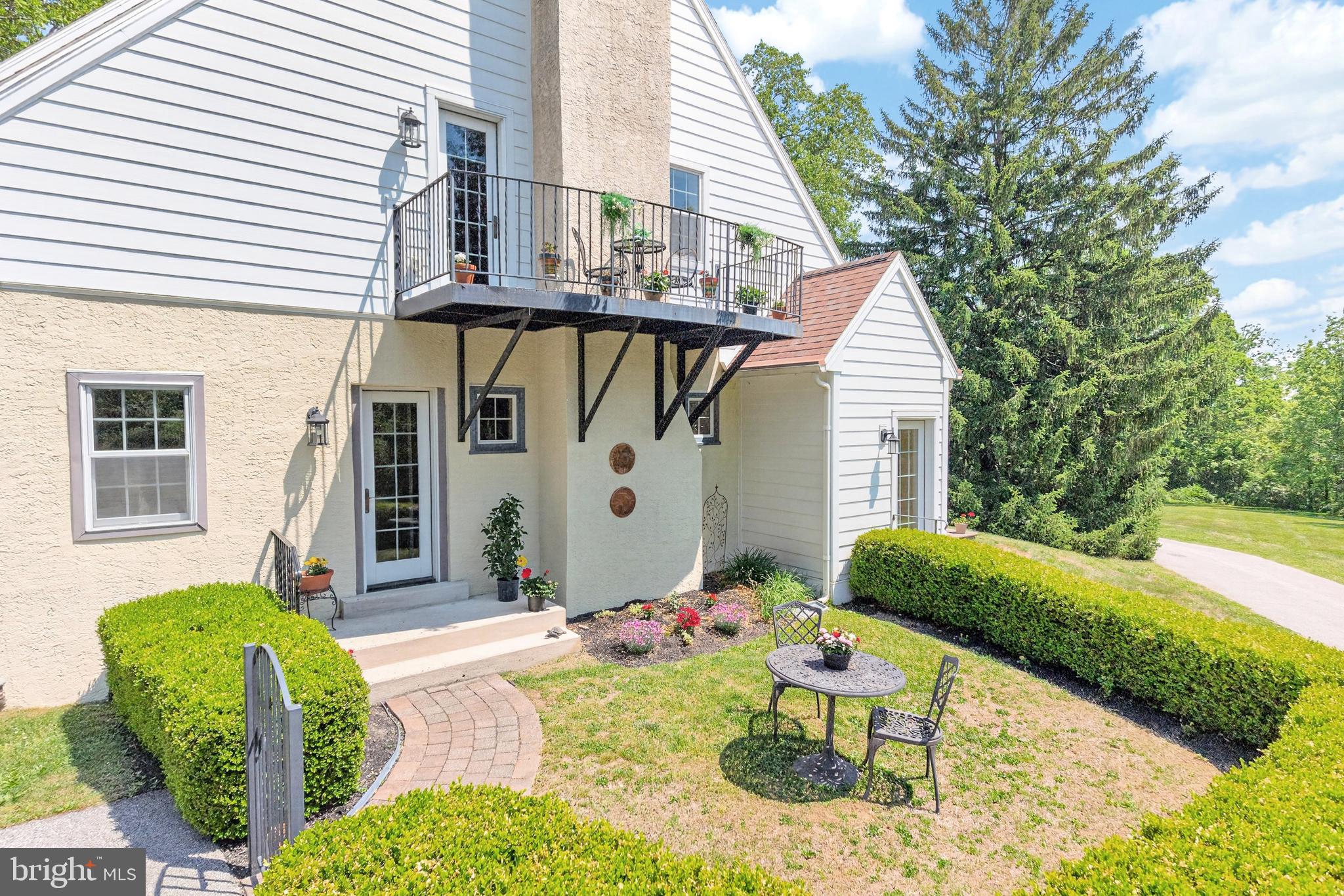 1 Spring Valley Road Malvern, PA 19355 - Photo 6 of 46