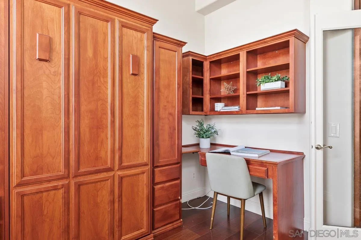 7337 Melodia Terrace Carlsbad, CA 92011 - Photo 19 of 42 a dining room with window