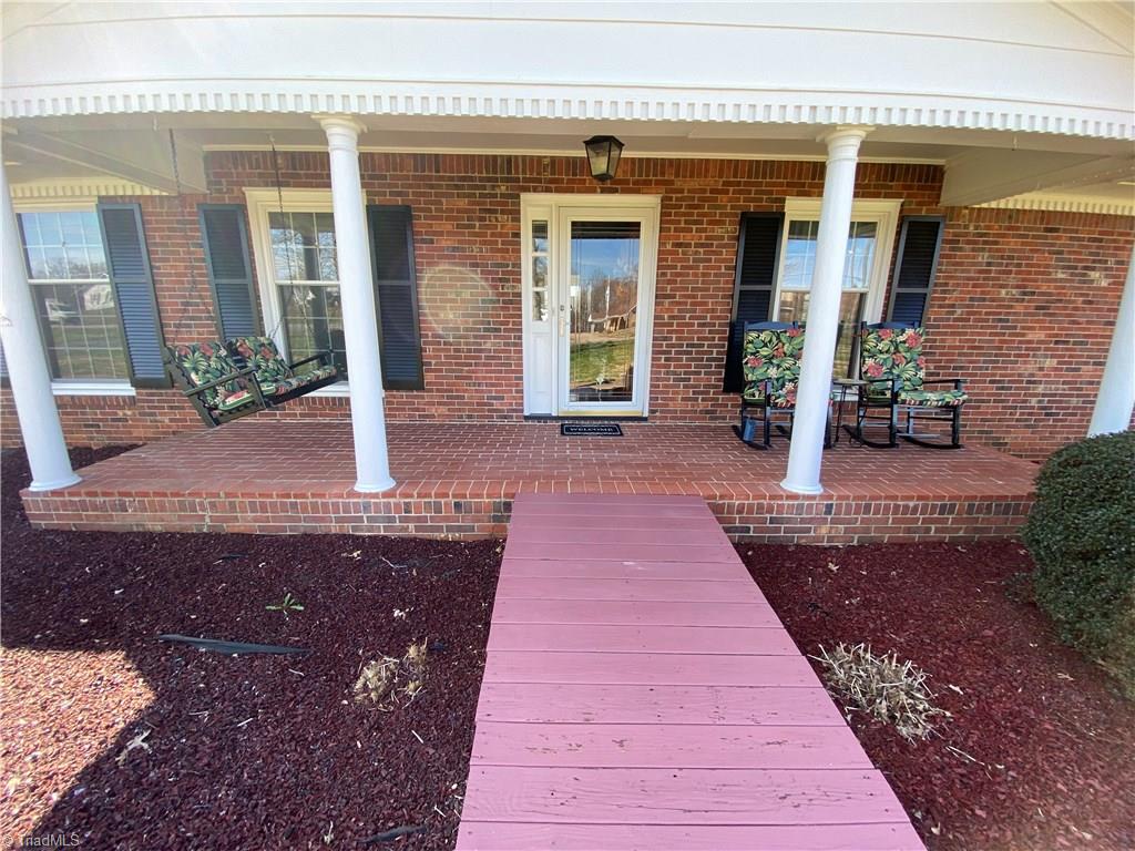 309 Newsome Road King, NC 27021 - Photo 5 of 30 Gallery Image 5