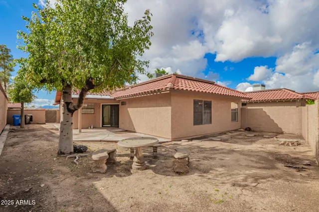 $2,190 | 4346 East Sandia Street, Unit 5815, Phoenix, AZ 85044