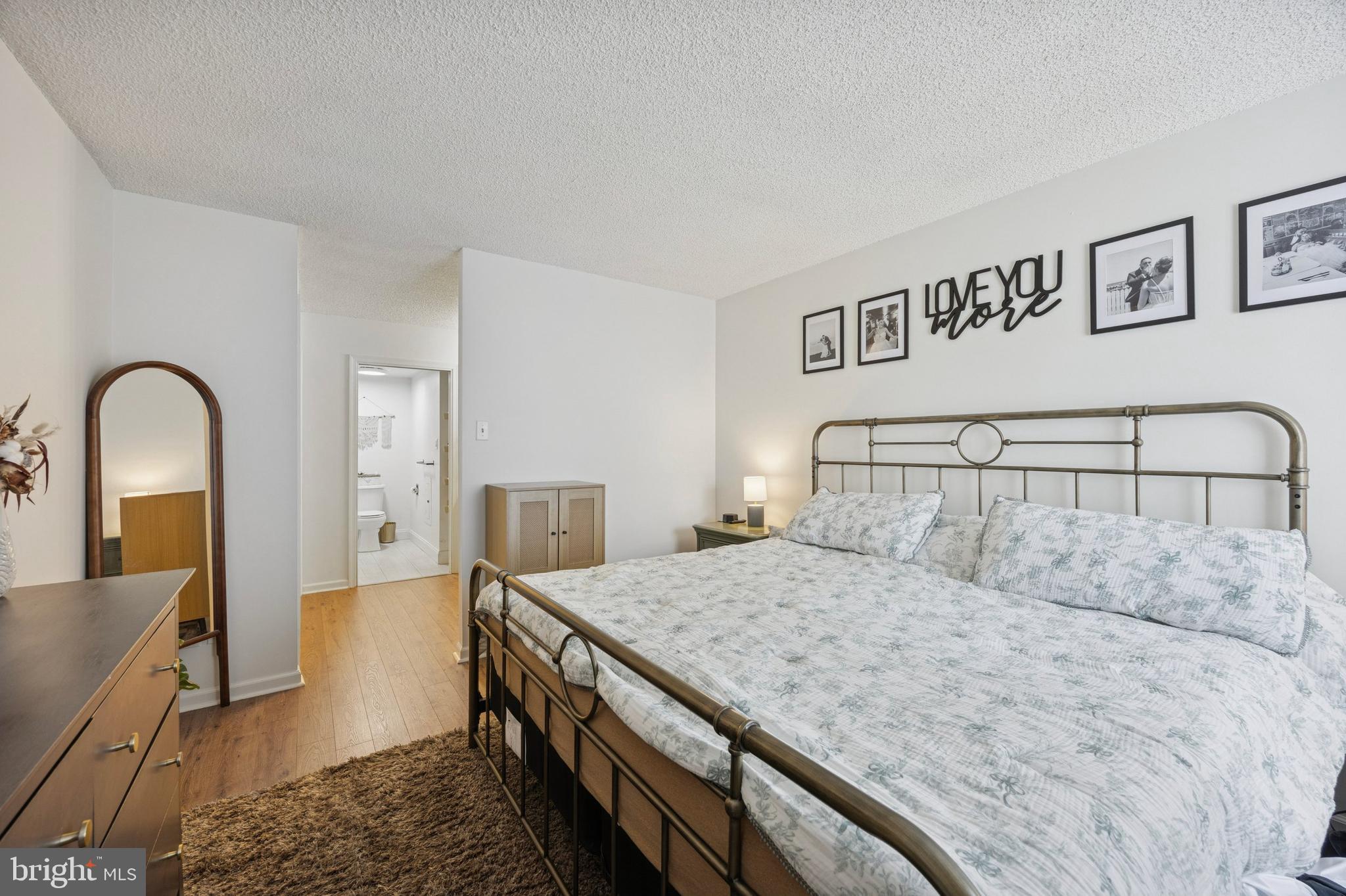 440 South State Street, Unit D7 Newtown, PA 18940 - Photo 10 of 14 King sized bed fits easily!