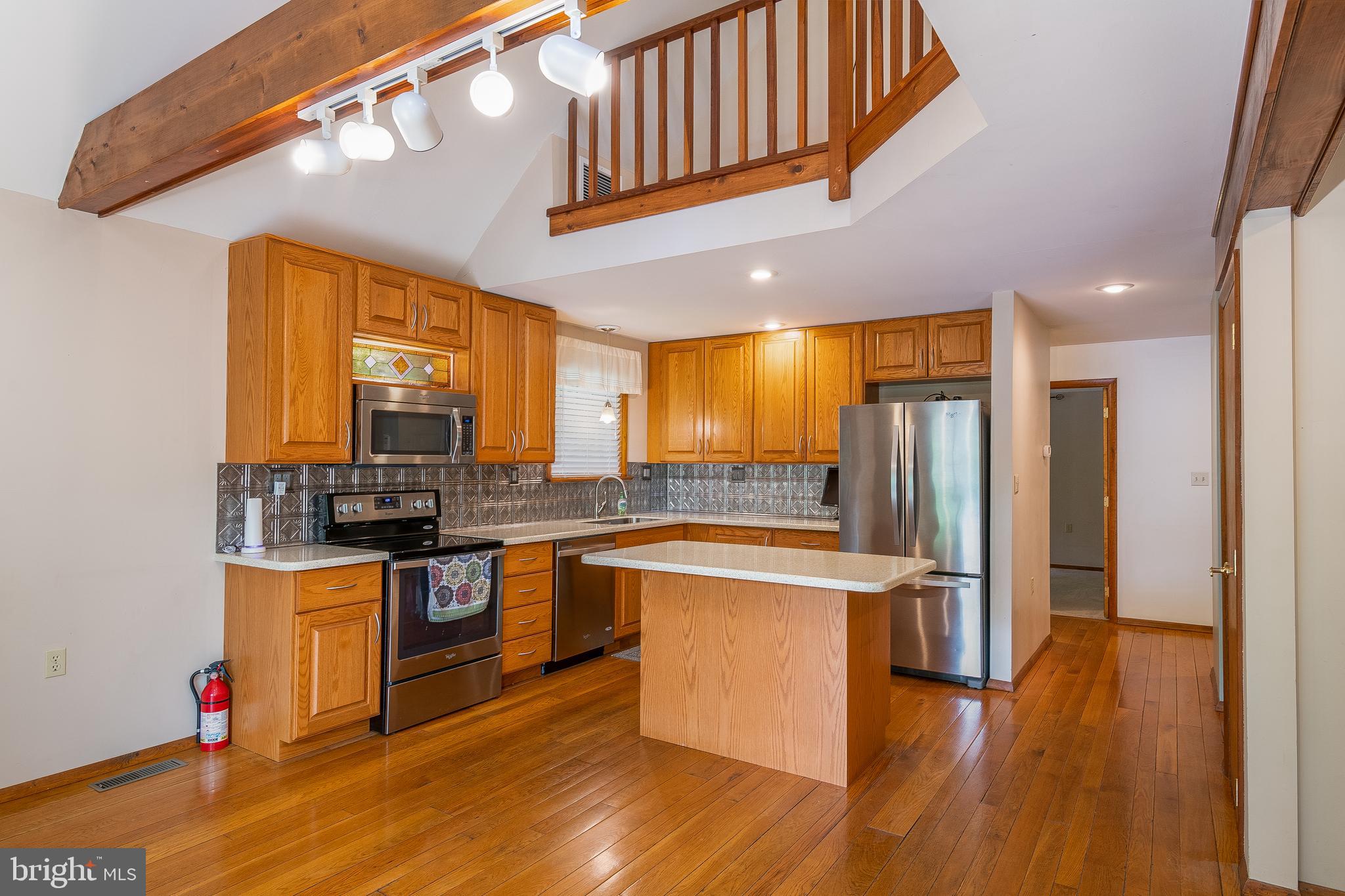 84 Forgedale Road Fleetwood, PA 19522 - Photo 3 of 25 Gallery Image 3