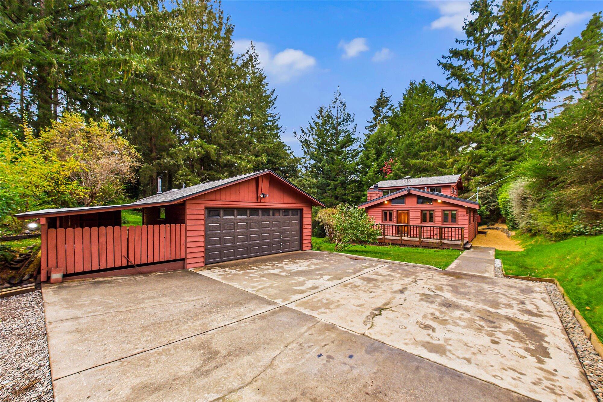 2320 Golf Course Road Bayside, CA 95524 - Photo 2 of 57