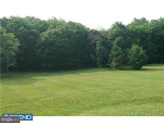 57 Henry Road Fleetwood, PA 19522 - Photo 11 of 12 Gallery Image 11