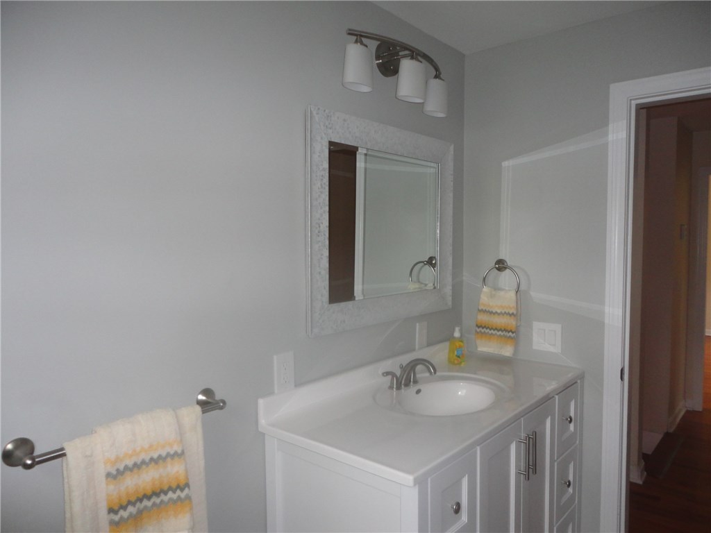 470 Gardiner Road Richmond, RI 02892 - Photo 26 of 35 Gallery Image 26