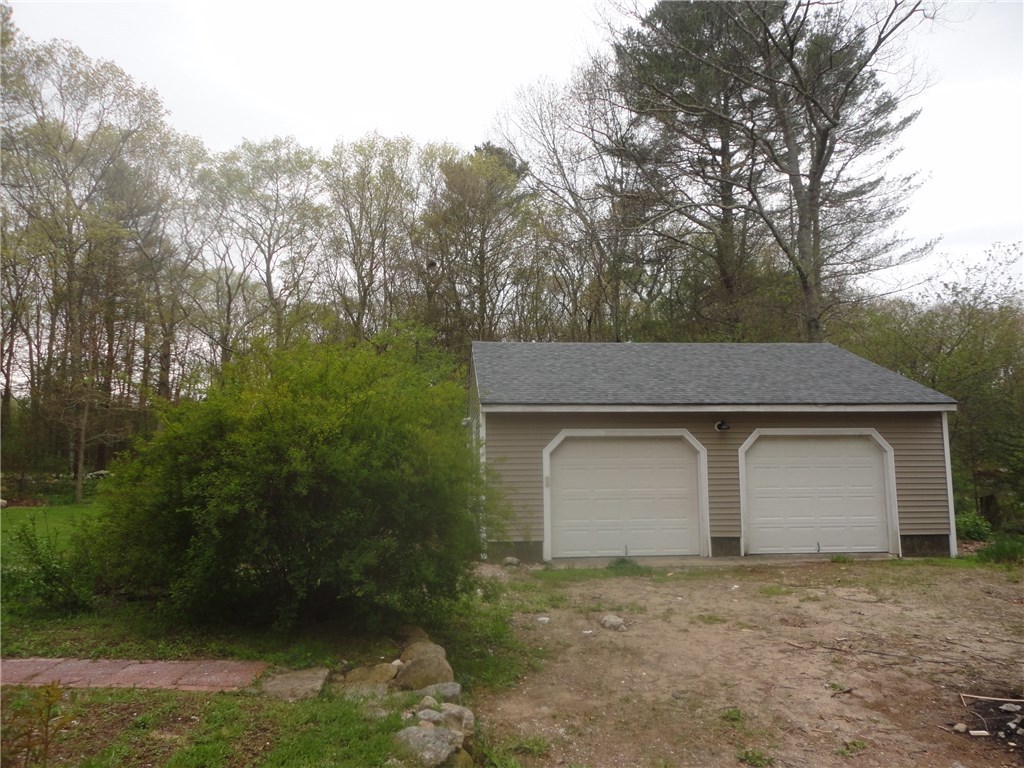 470 Gardiner Road Richmond, RI 02892 - Photo 5 of 35 Gallery Image 5