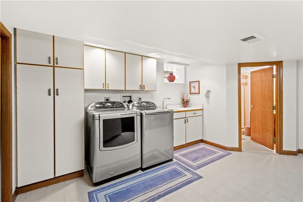 9343 North Florence Road Pittsburgh, PA 15237 - Photo 24 of 25 Gallery Image 24