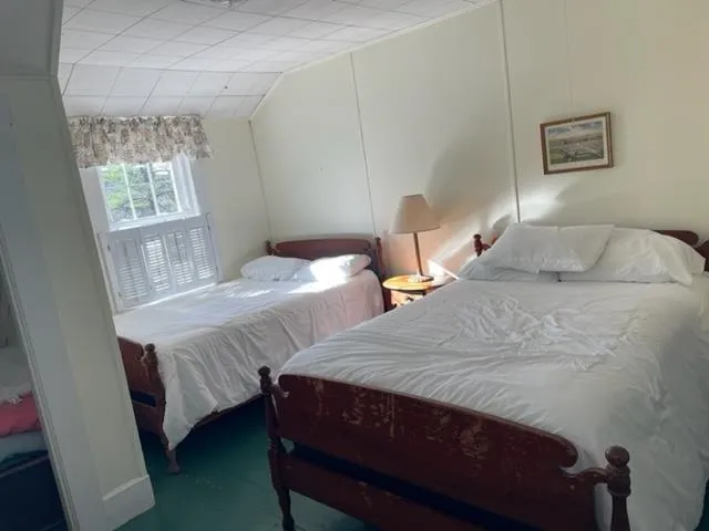 $2,400 | 32 Birch Bluff, Newbury, NH 03255